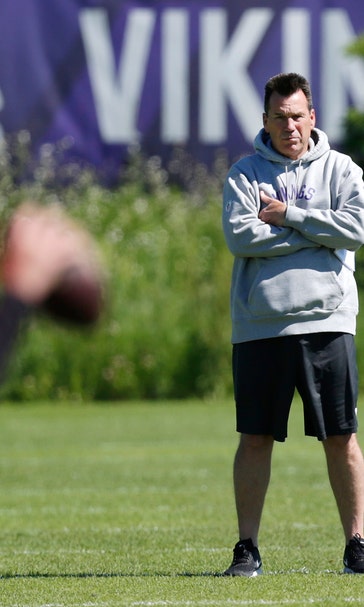 Vikings slowly but surely adjust to yet another new offense